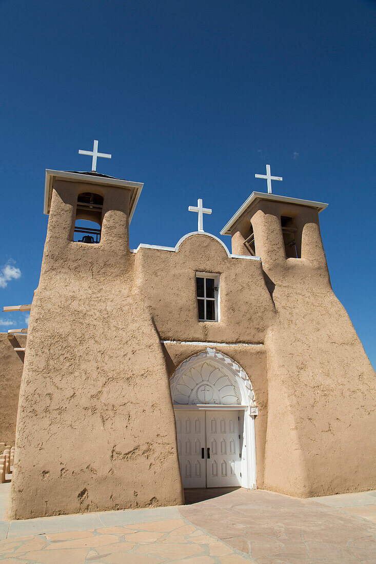 San Francisco de Asis Mission Church, National Historic Landmark, established 1772, Ranchos de Taos, New Mexico, United States of America, North America
