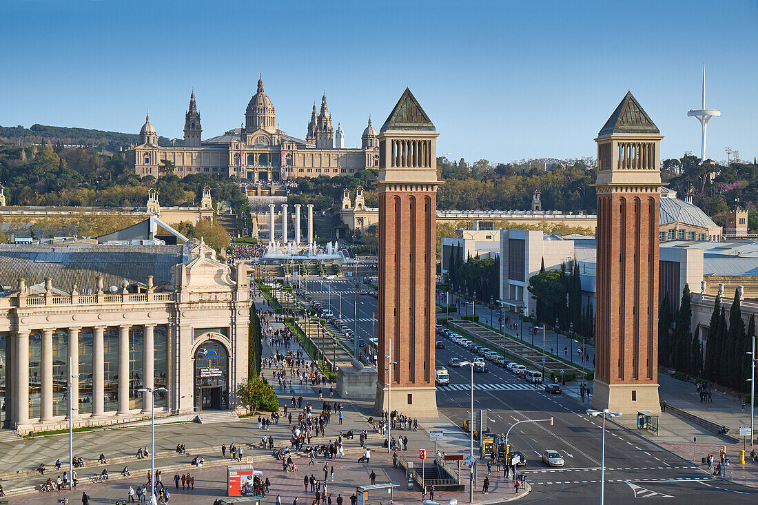 Placa d'Espanya, im Hintergrund das Museum der Katalanischen Kunst, Barcelona, Spanien