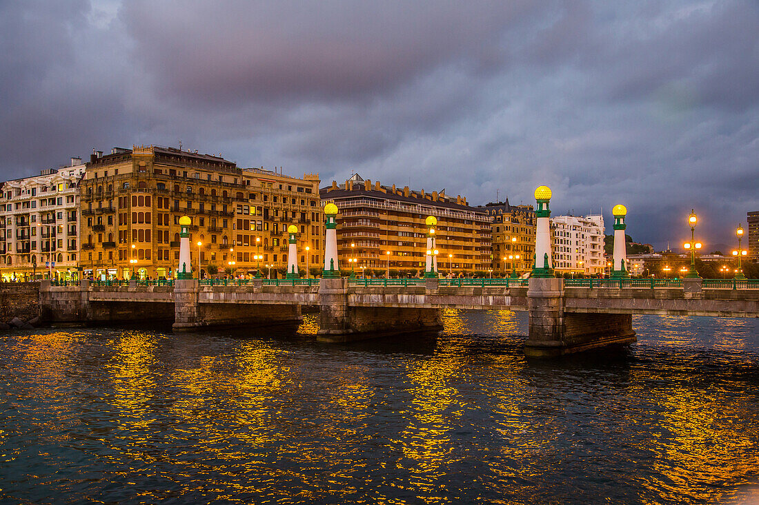 la zurriola bridge, san sebastian, donostia, basque country, spain