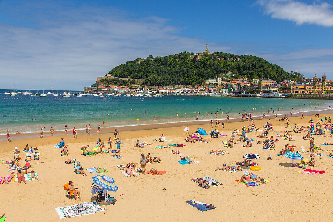 la concha beach, san sebastian, donostia, basque country, spain