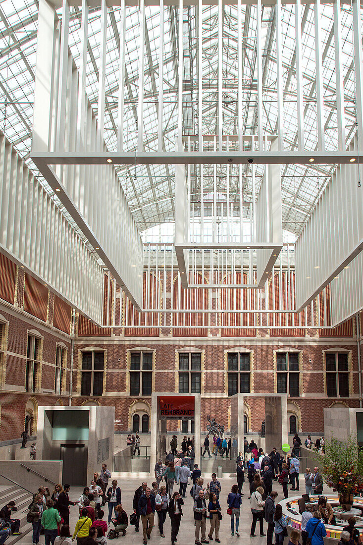entrance to the rijksmuseum, amsterdam, holland