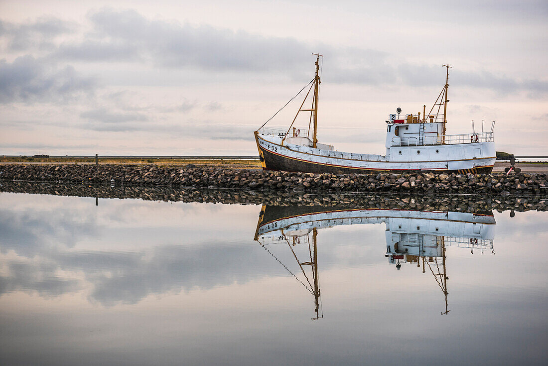 Fishing Harbour at Hofn, East Fjords Region Austurland, Iceland, Polar Regions