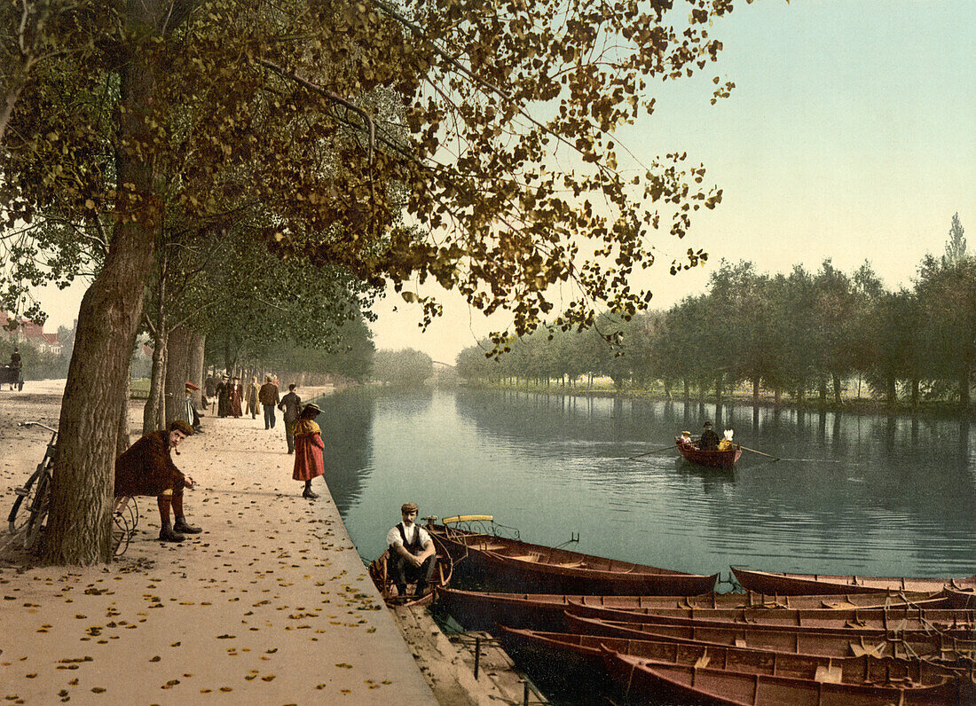 Promenade, Bedford, England, UK, Photochrome Print, circa 1901