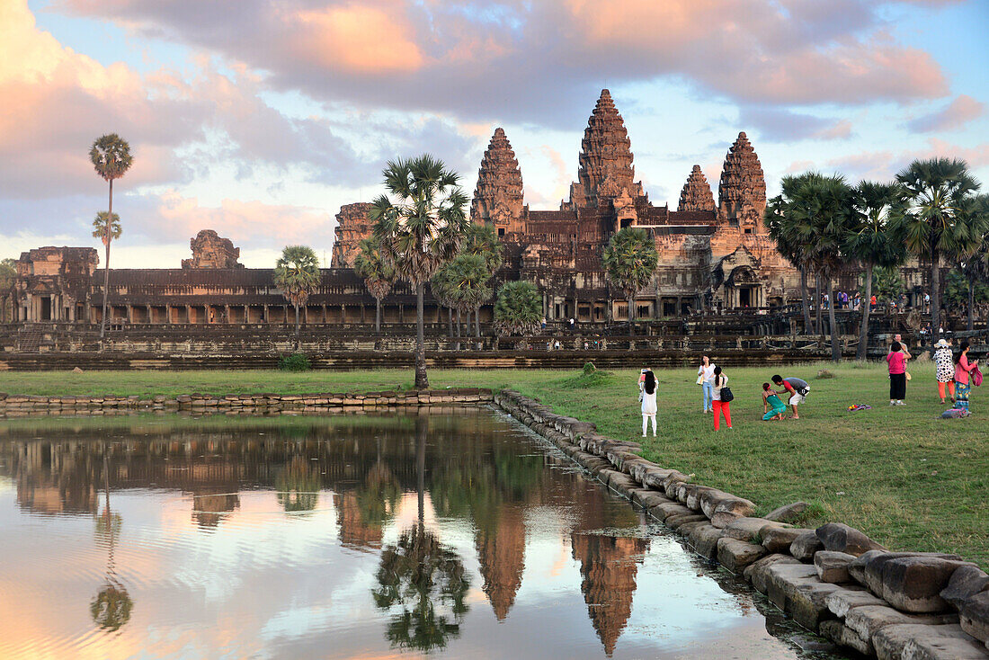 Angkor Wat Tempel, Westseite, Archäologischer Park Angkor bei Siem Reap, Kambodscha, Asien