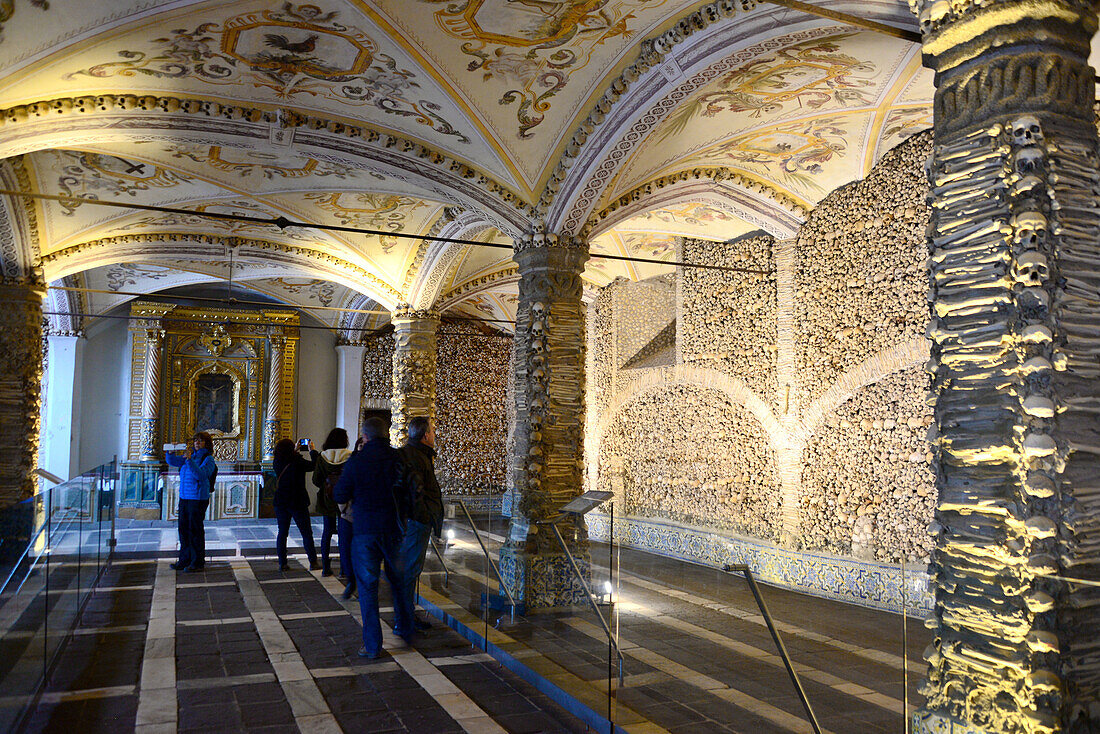 Chapel in the church of Sao Francisco, Evora, Alentejo, Portugal