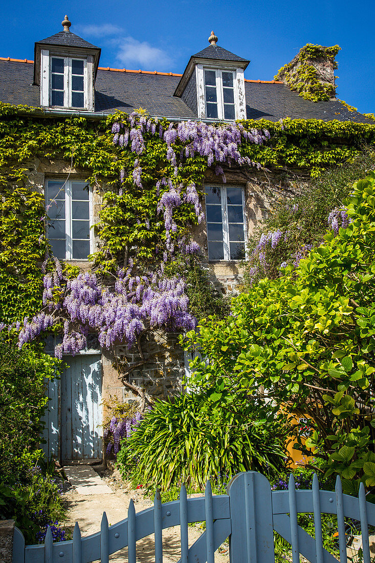 house, port of dahouet, pleneuf val-andre, (22) cotes d'armor, brittany