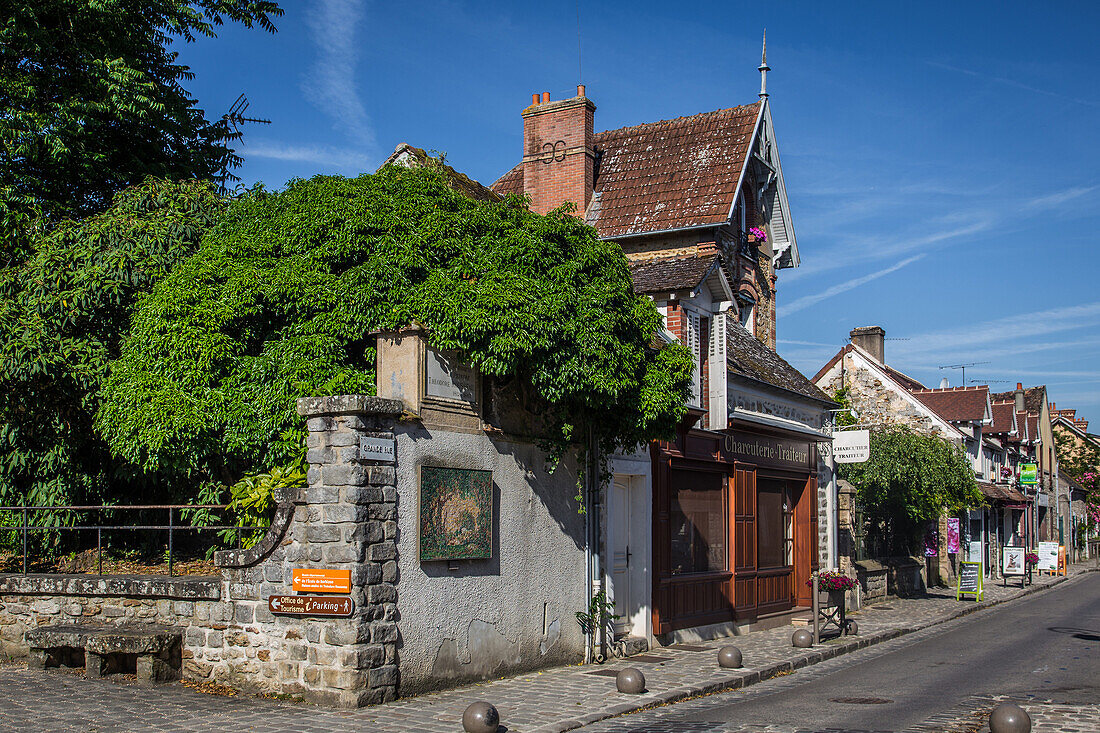 the main street, grande rue, barbizon, (77) seine et marne, ile de france, france