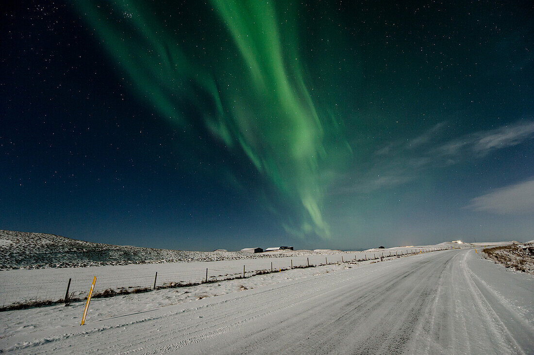 Polarlichter in der Nähe von Vik, Ringstraße, Nacht, Island
