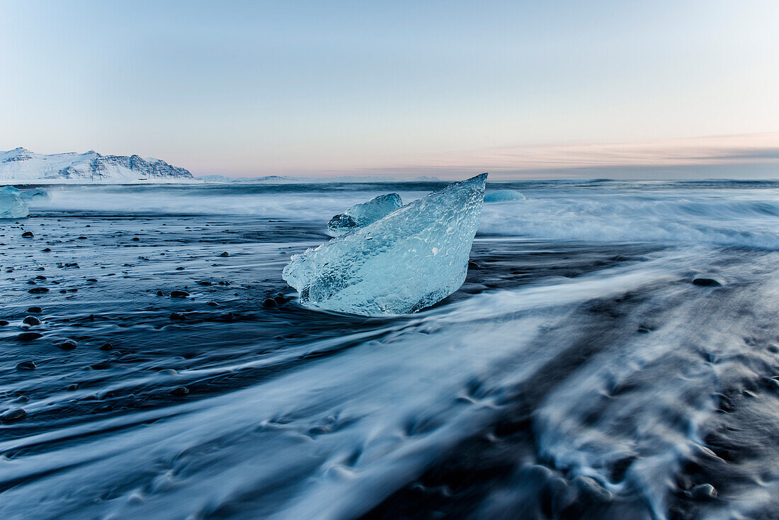 Jökulsarlon, Eisberge bei Sonnenaufgang, Eis, Kalt, Gletschersee, Vatnajökull Gletscher, Winter, Island