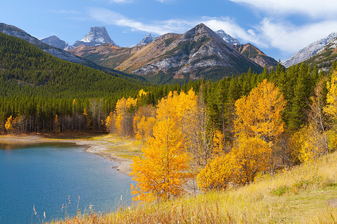 Wedge Pond in autumn, Peter Lougheed Provincial Park, Alberta, Canada, North America