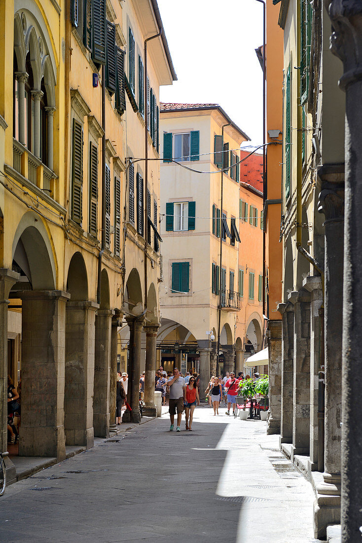 Portico covered walkway, Borgo Stretto, Pisa, Tuscany, Italy, Europe