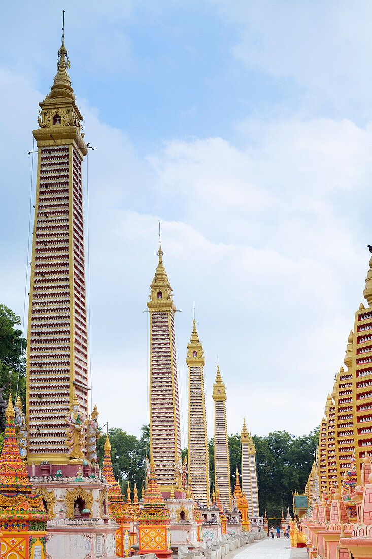 Thanboddhay Thambuddhei Paya Buddhist temple, Monywa, Sagaing, Myanmar Burma, Southeast Asia