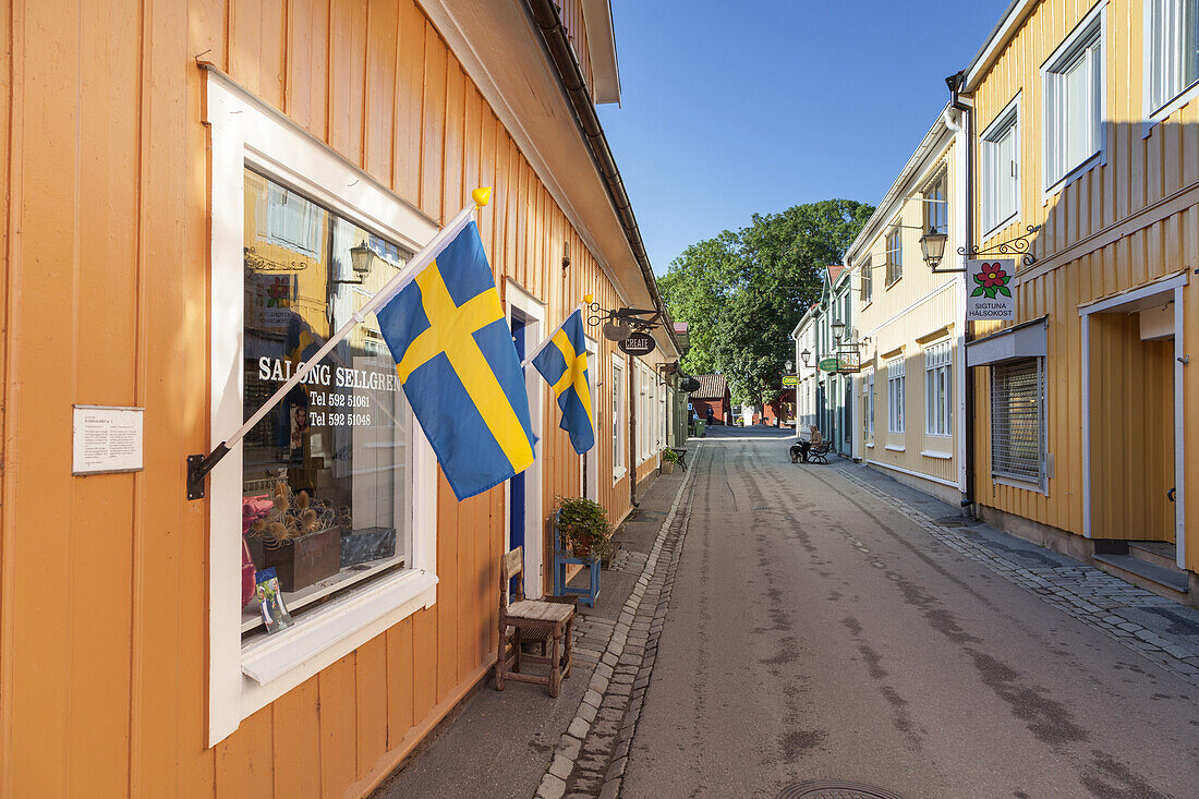 Häuser der Stora Gatan in Sigtuna, Uppland, Stockholms län, Südschweden,  Schweden, Skandinavien, Nordeuropa, Europa
