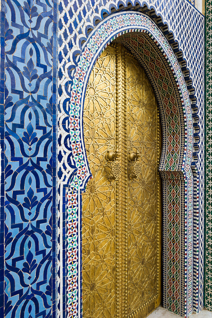 door, kings palace, Dar el Makhzen,  Fès, Morocco