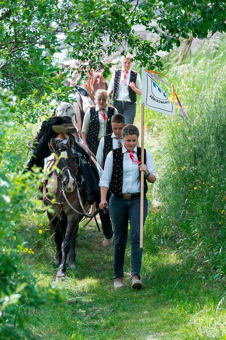 Fie, South Tyrol, Italy. The riders take the hike to the fourth and last tournament at Castle Presule
