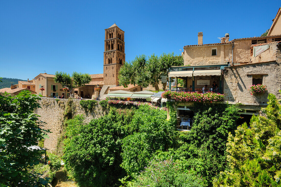 Church, Moustiers-Sainte-Marie, Provence-Alpes-Cote d'Azur, France