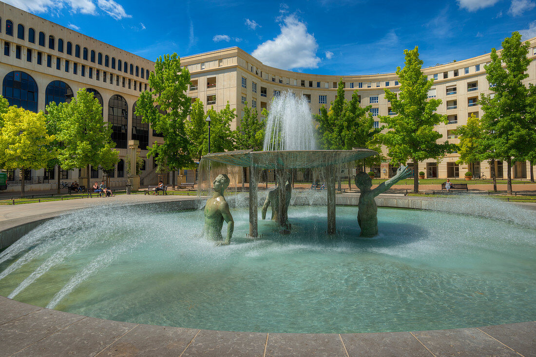 Brunnen, Place de Thessalie,  Antigone, Montpellier, Herault, Languedoc-Roussillon, Frankreich