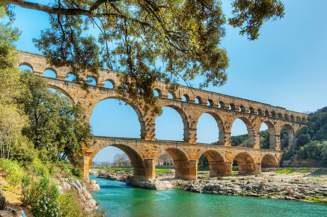 Aqueduct Pont du Gard, Nimes, Languedoc-Roussillon, France