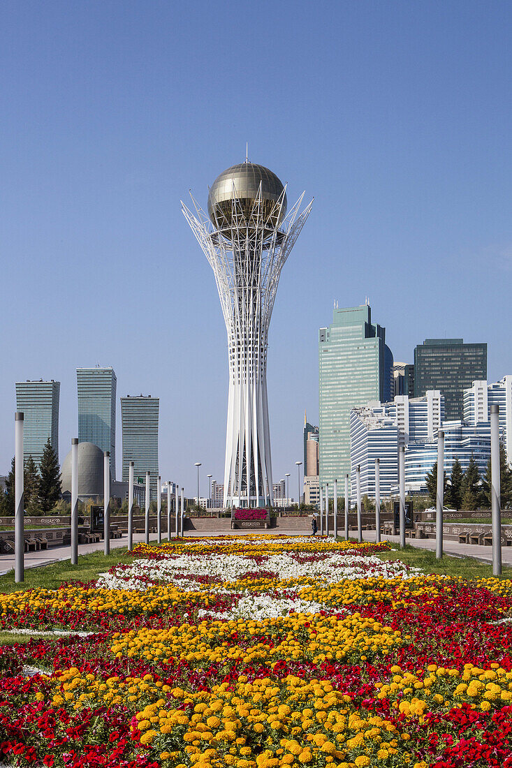 Kazakhstan, Astana City, New Administrative City,Nurzhol Avenue and Bayterek Monument.