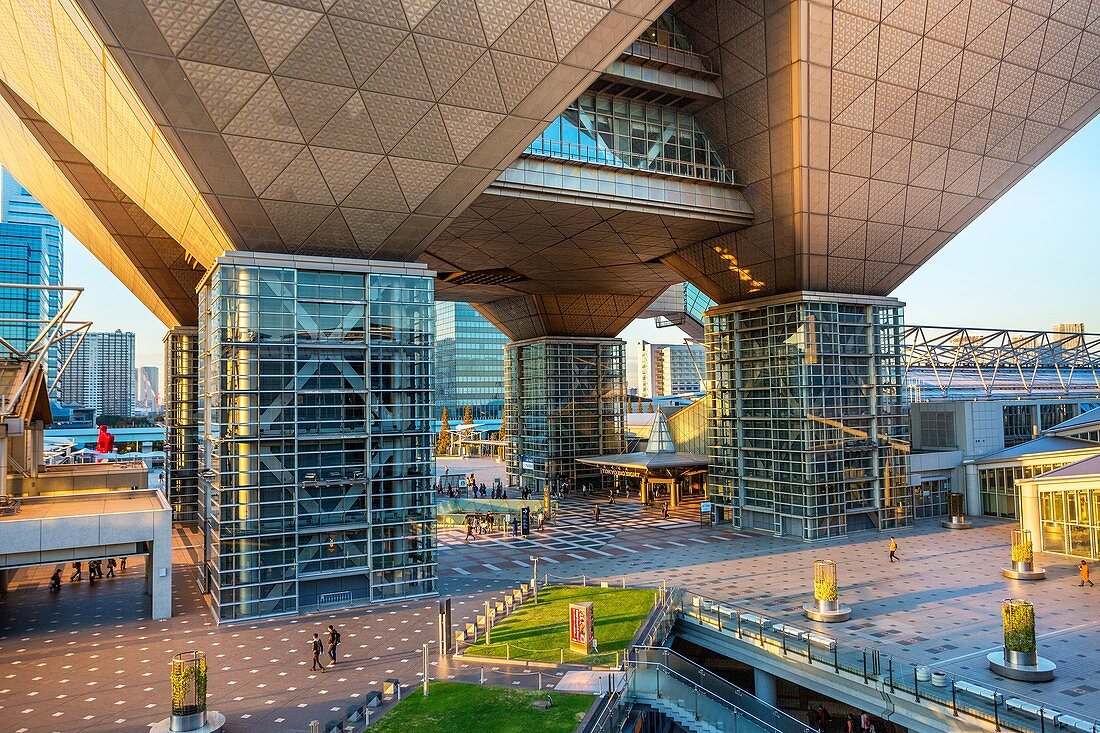 Japan, Tokyo City, Odaiba District, Tokyo Big Sight Bldg. , Internationales Ausstellungszentrum.