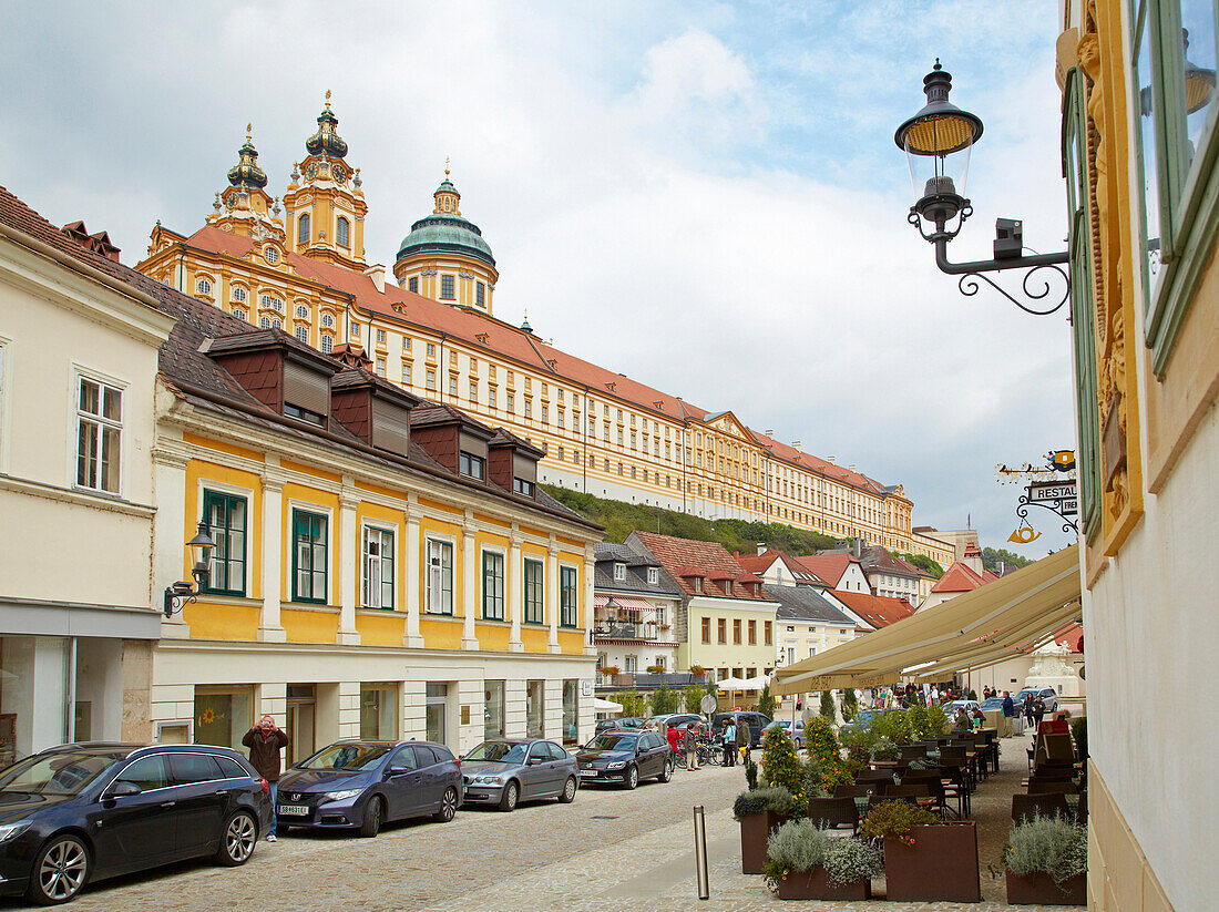 Spaziergang durch Melk , Wachau , Donau , Bundesland Niederösterreich , Österreich , Europa