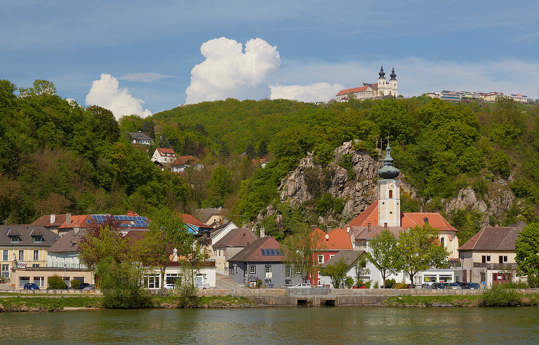 View at Marbach and the pilgrims' church Maria Taferl , River Danube , Niederösterreich , Lower Austria , Austria , Europe