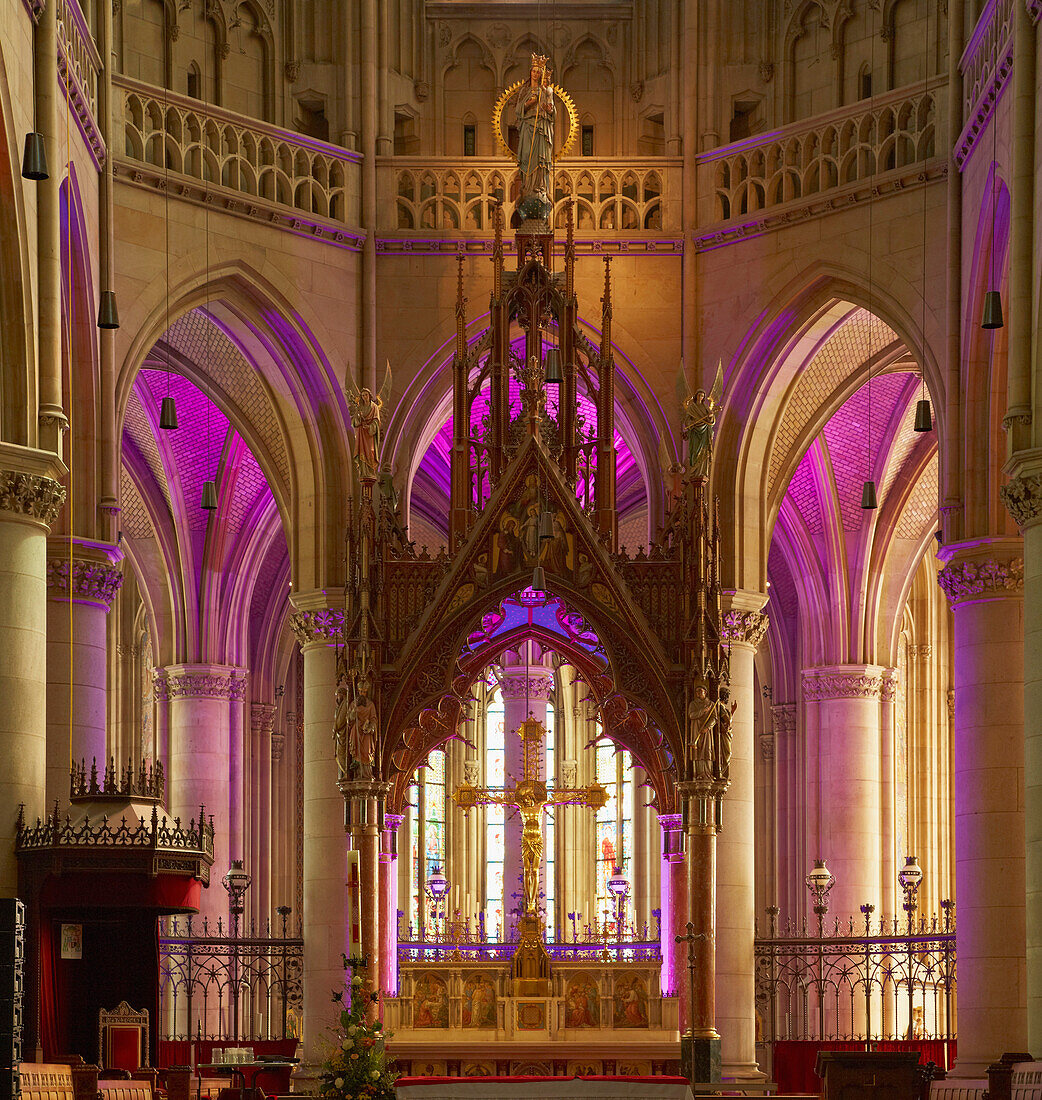 Chor im Maria-Empfängnis-Dom (Neuer Dom) , Linz , Donau , Bundesland Oberösterreich , Österreich , Europa