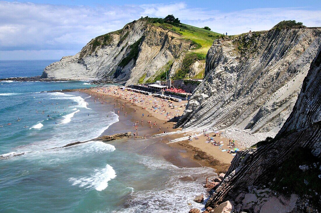 ´Flysch´ rock strata, Itzurun beach, Zumaia, Guipuzcoa, Basque Country, Spain.