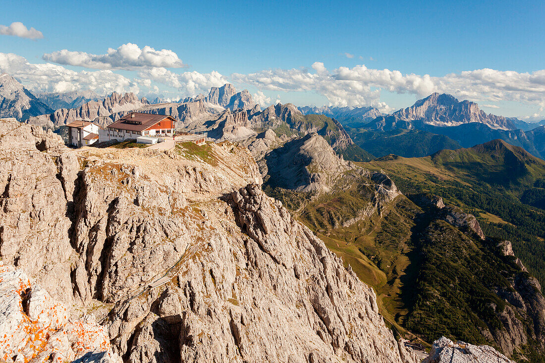 Rifugio Lagazuoi is one of the most elevated mountain inns in the Dolomites. Its spacious deck is so famous for the breathtaking views on the Dolomite peaks , UNESCO World Heritage. It is nestled on the summit of Mount Lagazuoi above Passo Falzarego, half