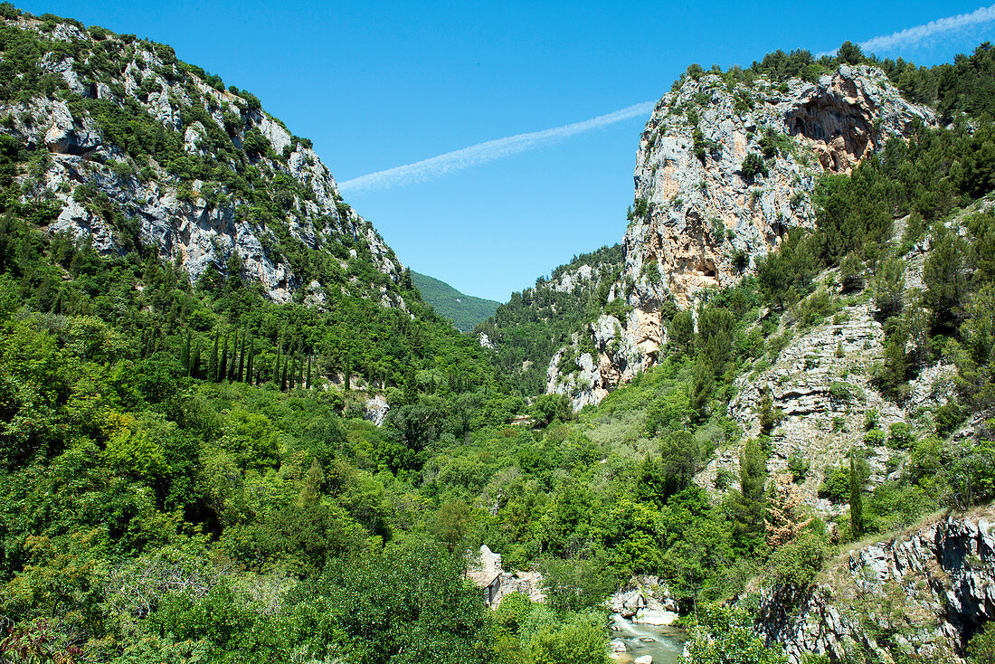 The gorge of the Aterno River near Raiano