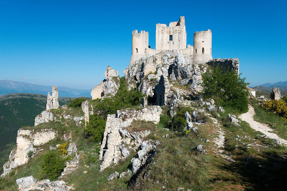 The ruins of the castle of Rocca Calascio in the Gran Sasso NP