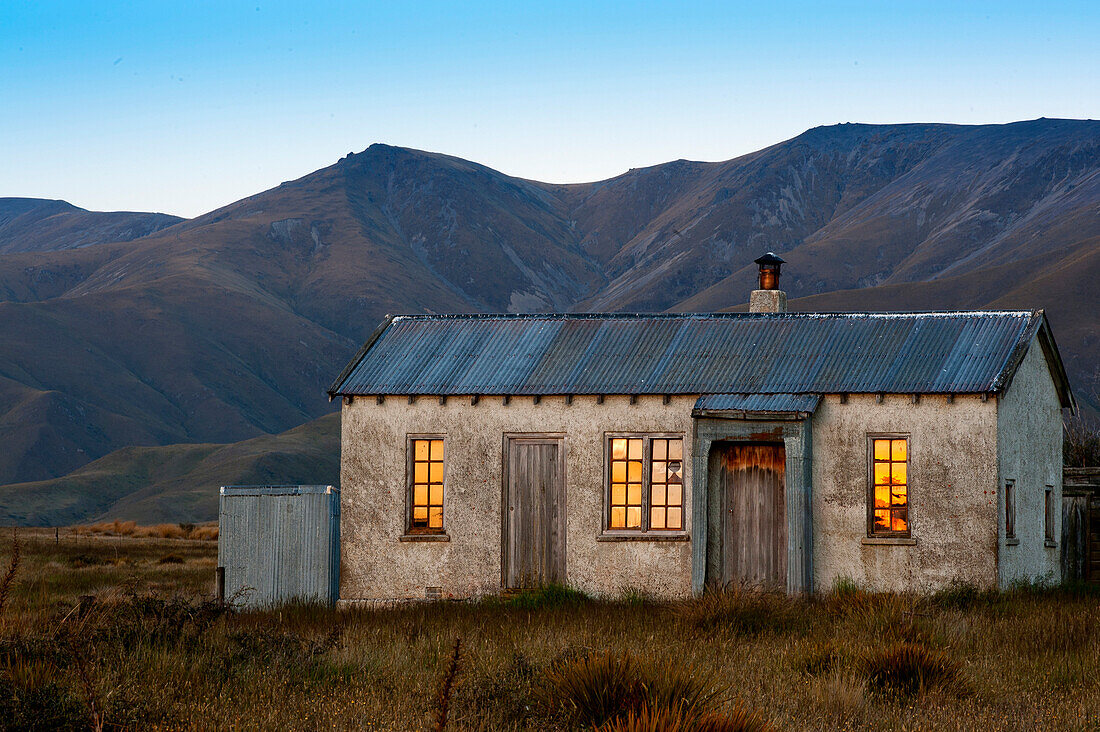 Einsame Schafstation ind den Bergen der Hawkdun Range, Otago, Südinsel, Neuseeland