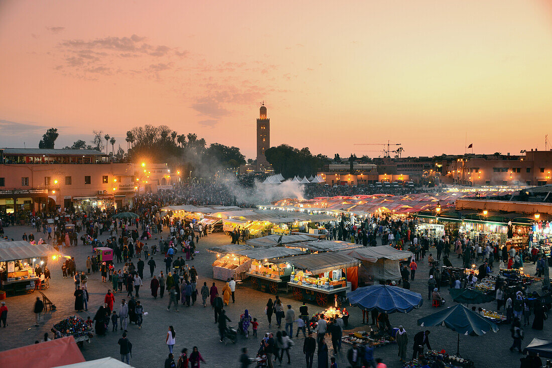 Place Jemaa el-Fna, Marrakesch, Süd-Marokko, Marokko