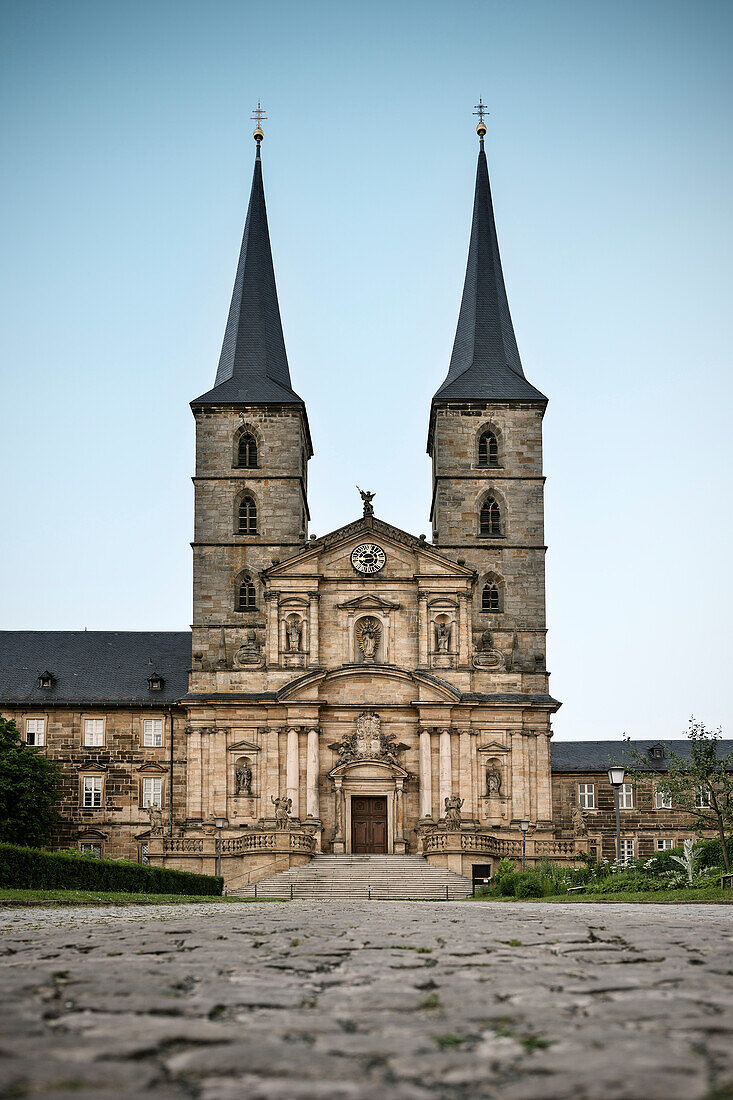 Frontansicht der Klosterkirche St. Michael am Michelsberg, Bamberg, Region Franken, Bayern, Deutschland, UNESCO Welterbe