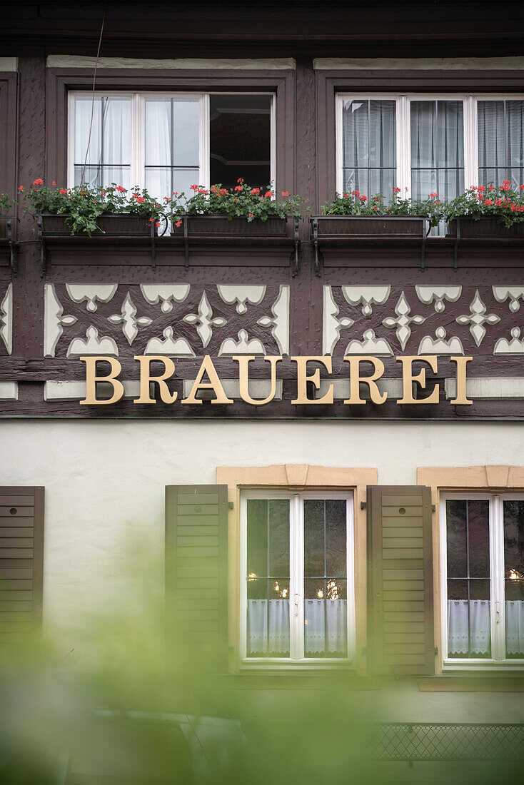 schöne Fachwerk Fassade mit dem Hinweis Brauerei, Bamberg, Region Franken, Bayern, Deutschland, UNESCO Welterbe