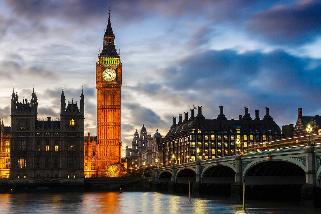 Big Ben and Houses of Parliament at dusk. London, England, United kingdom, Europe.