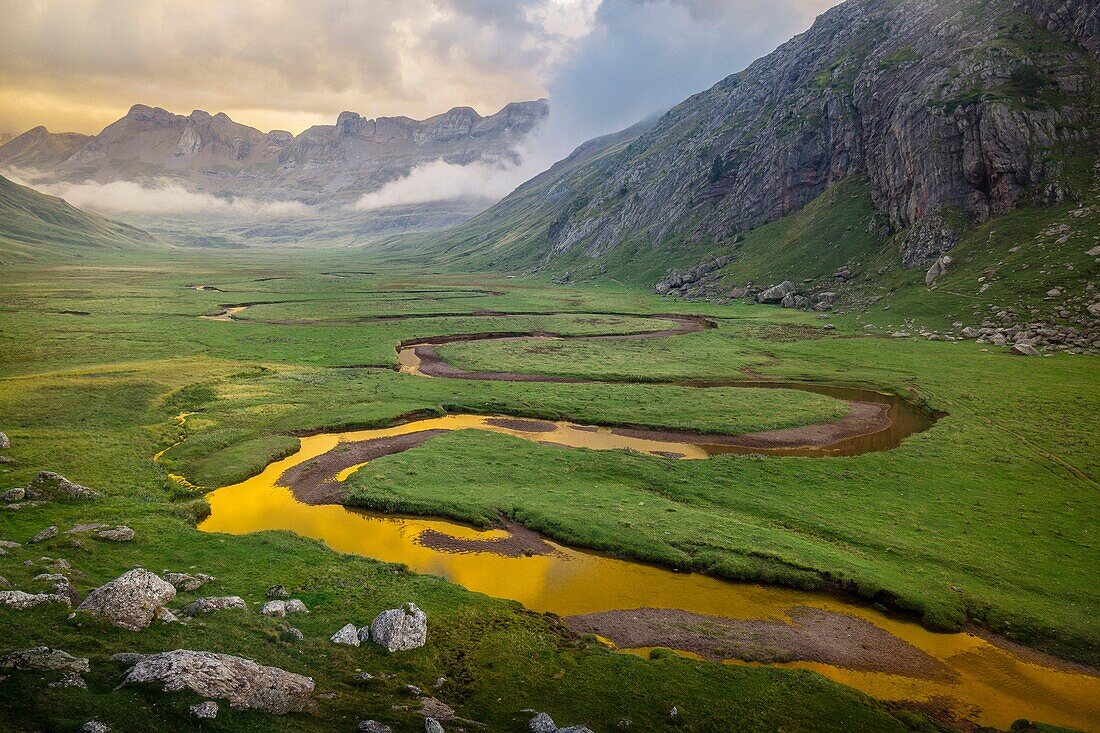 valle de Guarrinza, pirineo aragones,Huesca, Spain.