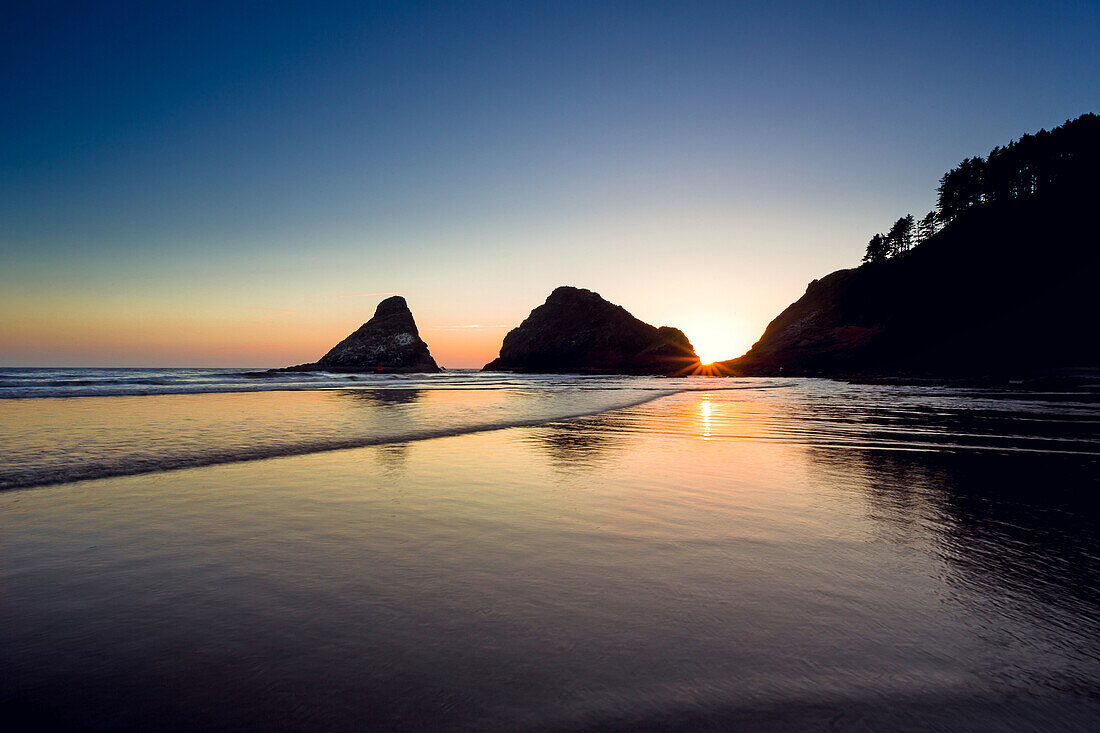 Heceta Head Beach located on the beautiful Oregon Coast at sunset on a clear Summer evening near dusk.