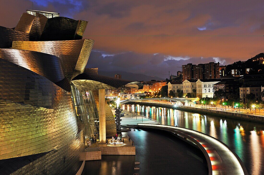 Guggenheim Museum designed by architect Frank Gehry, Bilbao, province of Biscay, Basque Country, Spain, Europe.
