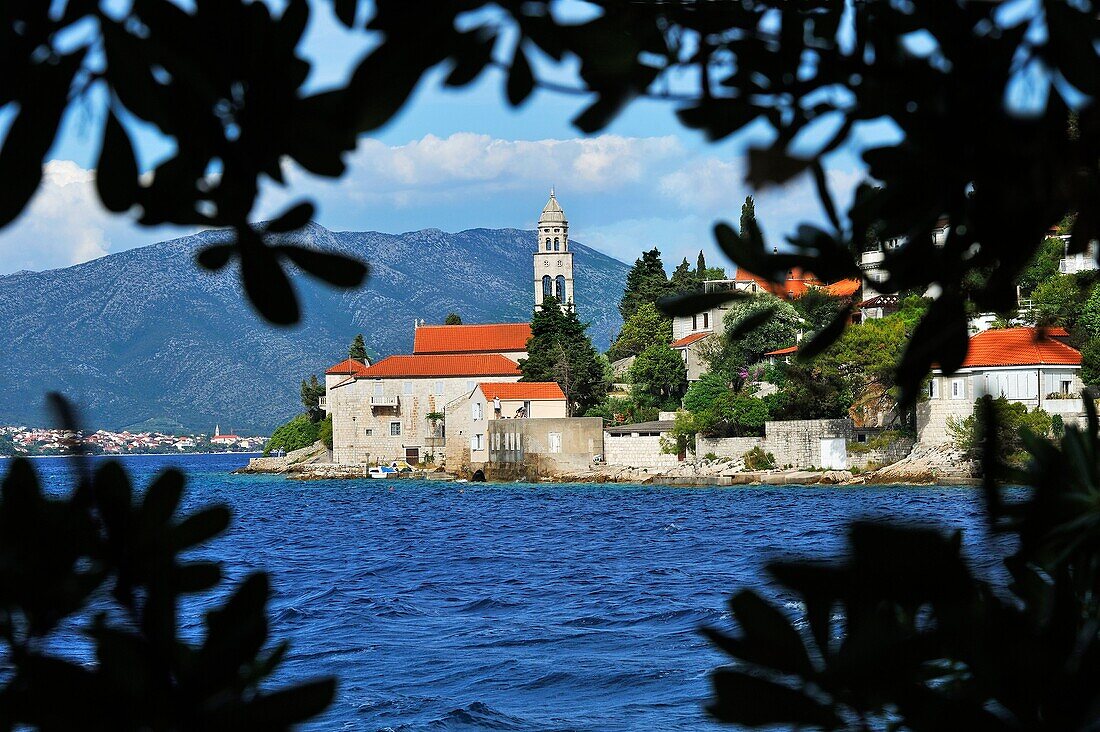 Zrnovska banja, Dorf an der Nordküste der Insel Korcula, Kroatien, Südosteuropa.