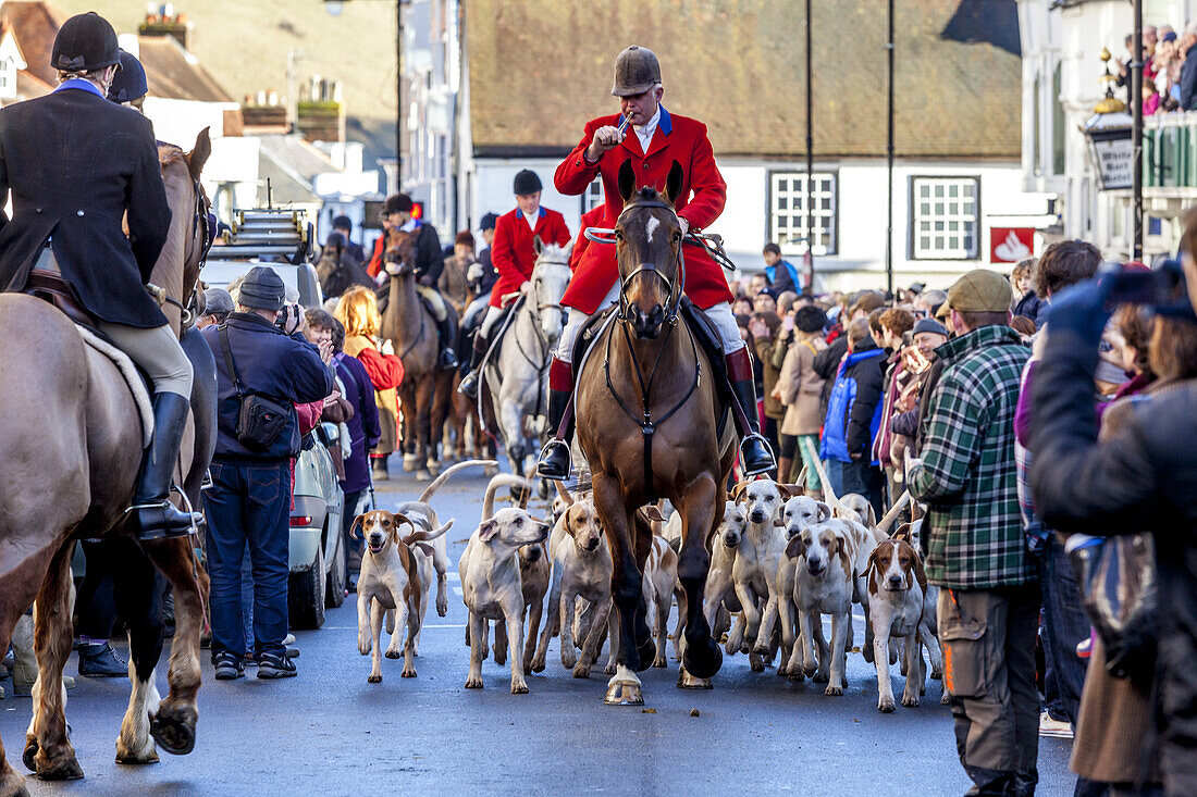 The Southdown and Eridge Hunt´s Boxing Day Meeting, Lewes, Sussex, England.