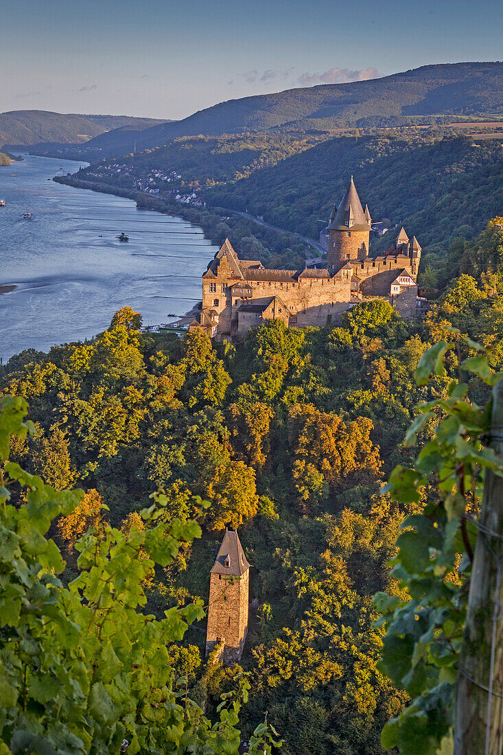 Stahleck Castle in Bacharach with magnificent and strategic vision of the Rhine, Bacharach, Rhineland Palatinate, Germany, Europe.