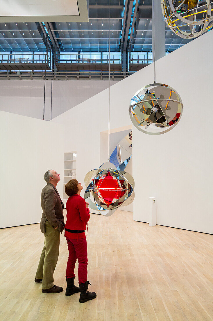 interior, visitor, museum of art, modern, contemporary, Kunstmuseum Wolfsburg, Lower Saxony, Germany