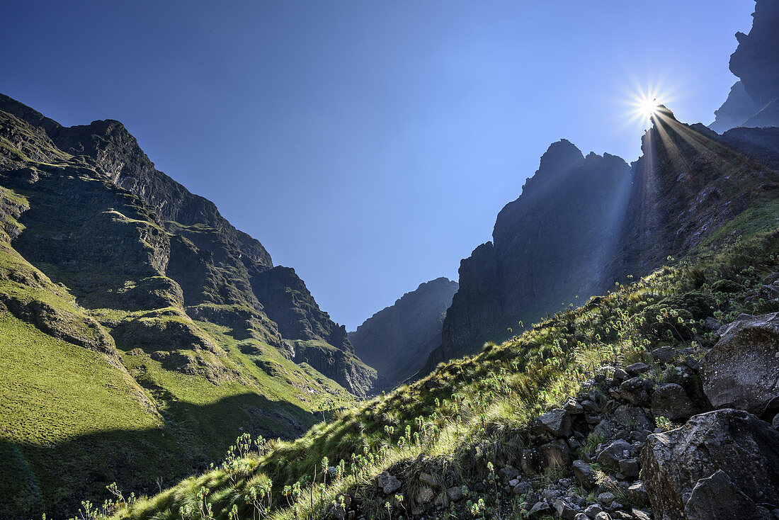 Mood of light in narrow valley, Rhino Peak, Garden Castle, Mzimkhulu Wilderness Area, Drakensberg, uKhahlamba-Drakensberg Park, UNESCO World Heritage Site Maloti-Drakensberg-Park, KwaZulu-Natal, South Africa
