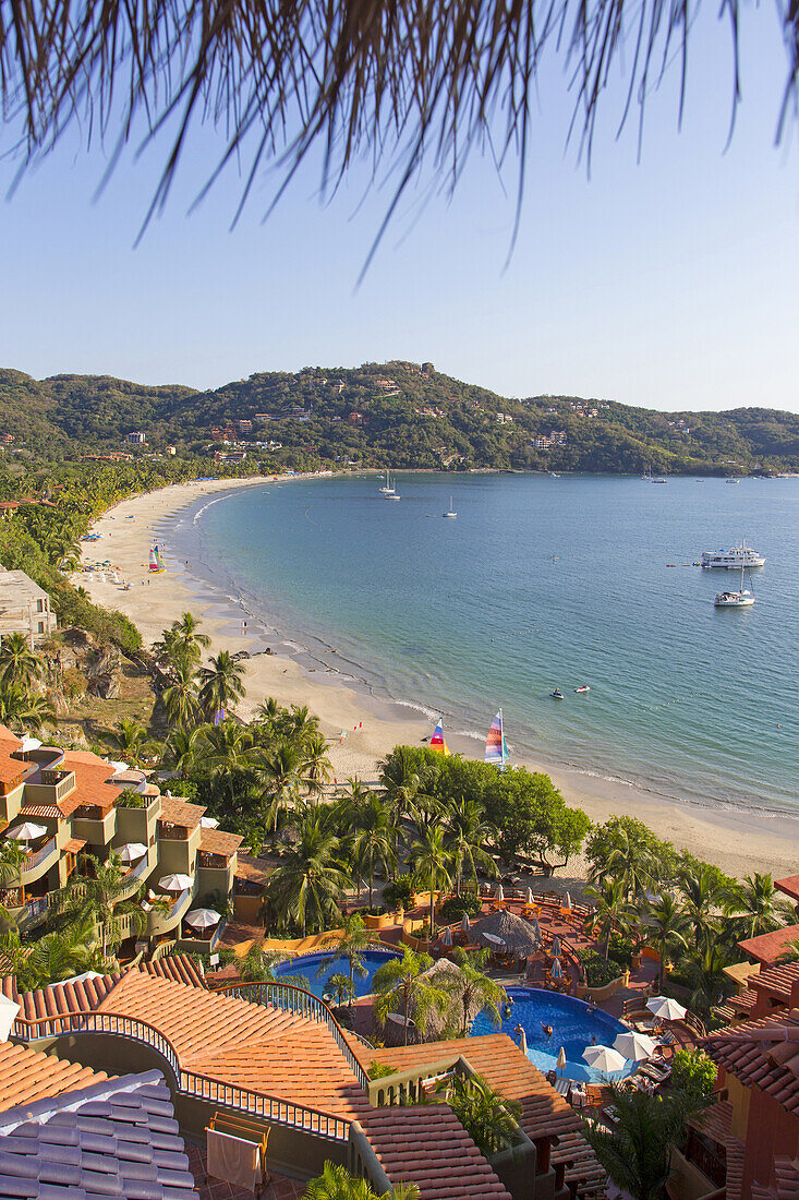 Club Intrawest, Playa La Ropa, Zihuatanejo, Guerrero, Mexico.