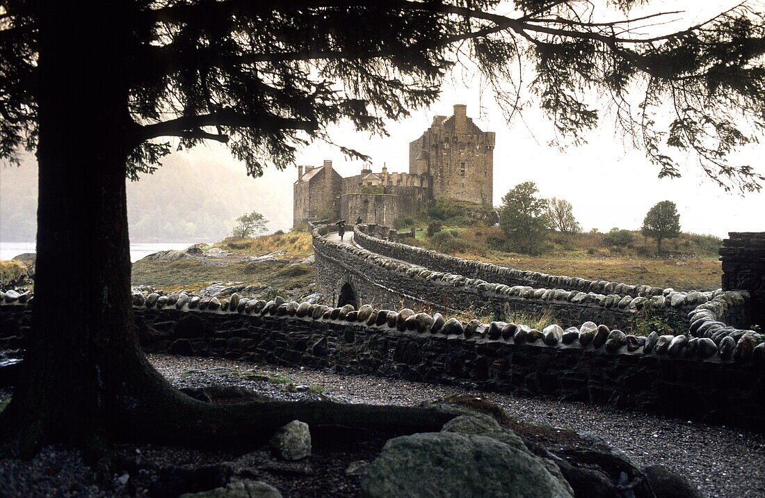 eilean donan castle. scotland.