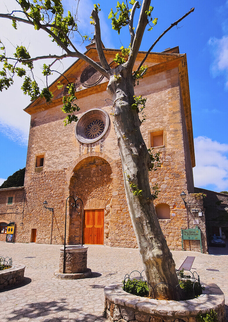 Church in Valldemossa on Mallorca, Balearic Islands, Spain.