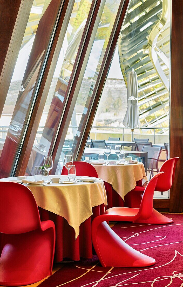 The Bistro 1860 at The Hotel Marqués de Riscal, A Luxury Collection Hotel by architect Frank O. Gehry. Elciego. Rioja alavesa wine route. Alava. Basque country. Spain.