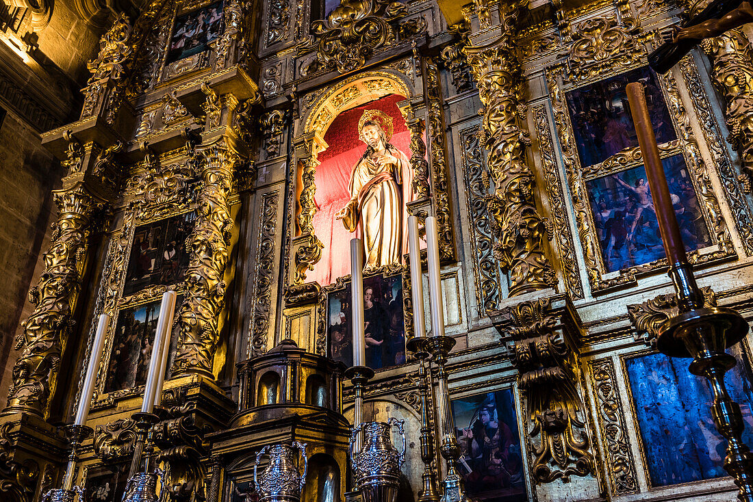 Christusfigur in der Kathedrale Santa Iglesia Catedral Basílica de la Encarnación, Malaga, Andalucia, Spanien