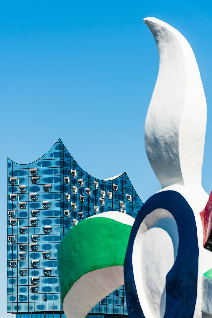 View of the concert hall Elbphilharmonie with a sculpture of Fernand Leger in the foreground, Hamburg, harbour city, Germany